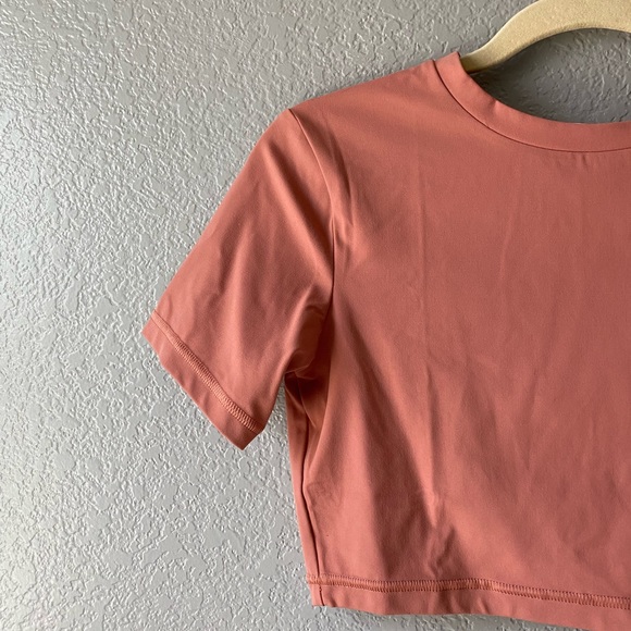 Gymshark Whitney short sleeve crop top - Picture 6 of 10